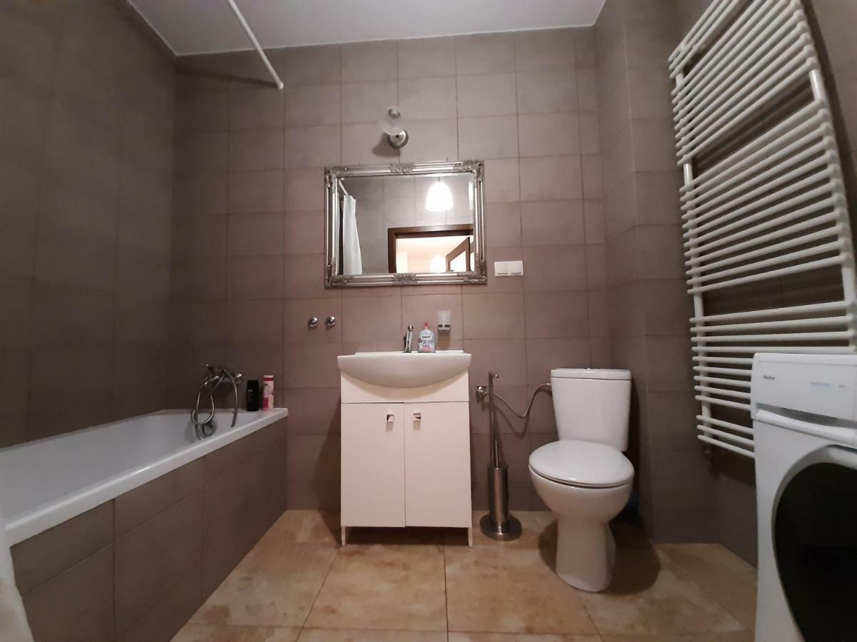 Apartamenty Lubin - Kamieniczka W Centrum Екстериор снимка