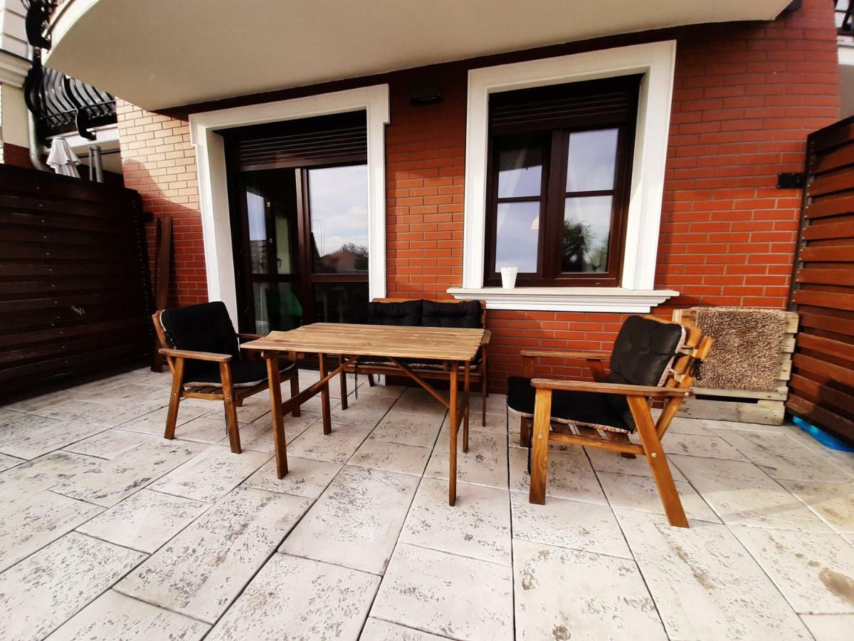 Apartamenty Lubin - Kamieniczka W Centrum Екстериор снимка