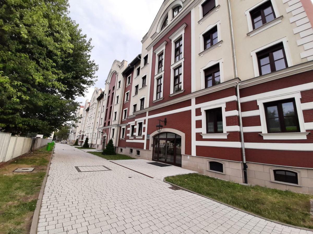 Apartamenty Lubin - Kamieniczka W Centrum Екстериор снимка